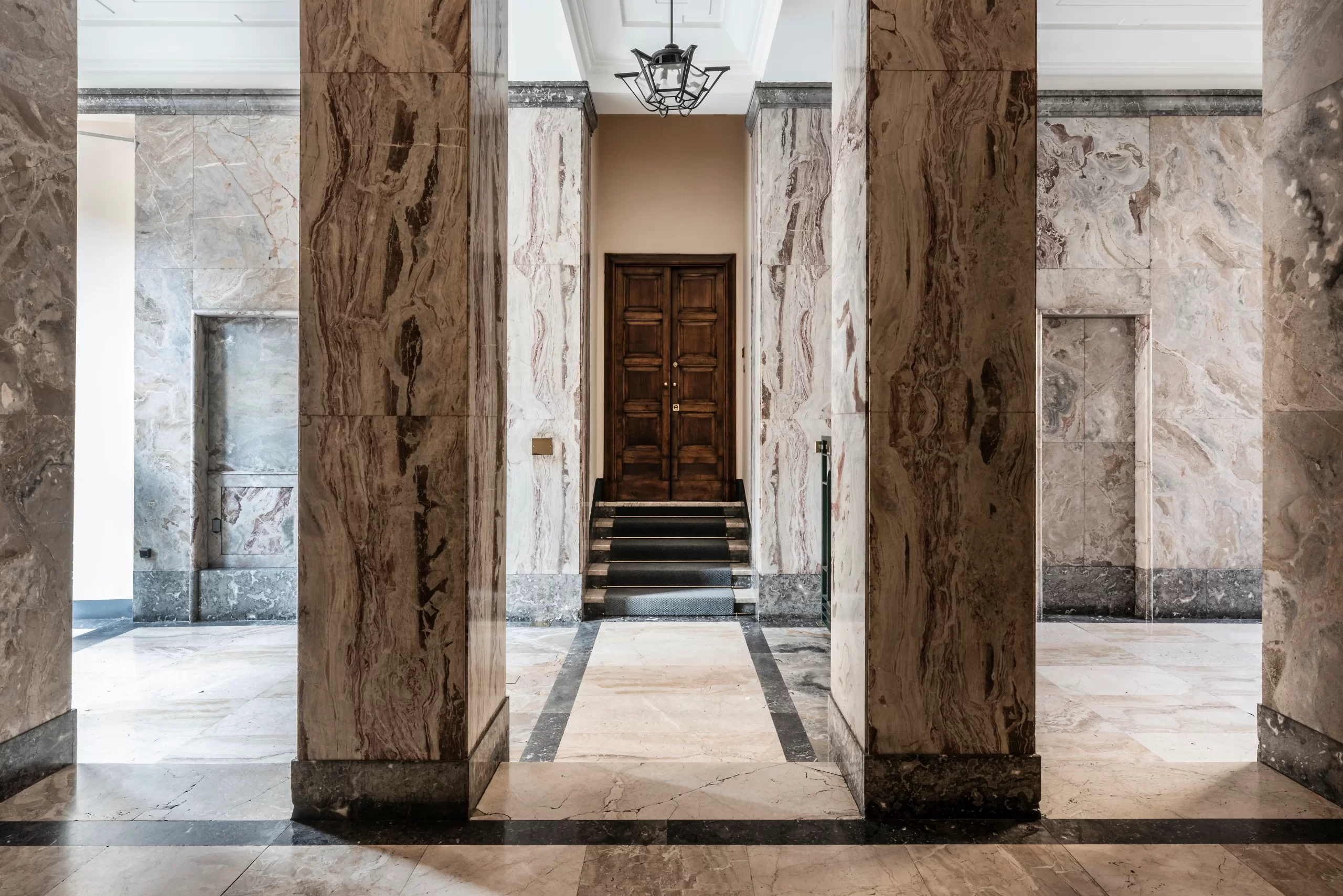 The Flaneur entrance